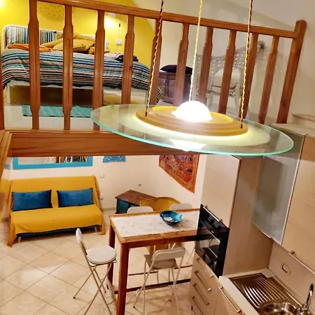 Apartamento The Yellow Amber Bari